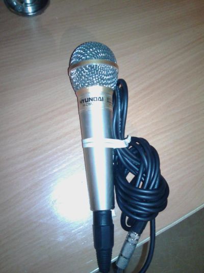 Лот: 6641244. Фото: 1. Микрофон с проводом. Студийные микрофоны, радиомикрофоны и радиосистемы