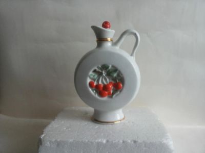 Лот: 10862674. Фото: 1. Кувшин Графин Куманец Вишня ЛФЗ. Фарфор, керамика