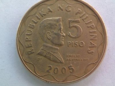 Лот: 23291459. Фото: 1. Монета Филиппин 5 писо, 2005. Азия