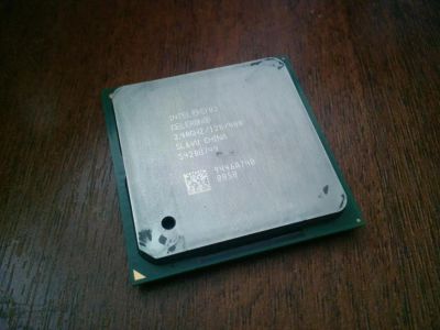 Лот: 5991582. Фото: 1. Процессор Intel Celeron 2.4 ГГц... Процессоры