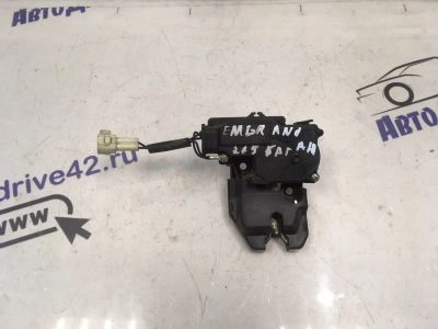 Лот: 21710358. Фото: 1. замок багажника Geely Emgrand... Двигатель и элементы двигателя