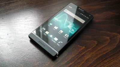 Лот: 2998496. Фото: 1. sony xperia s+чехол. Смартфоны