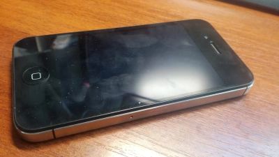 Лот: 8458440. Фото: 1. iphone 4s 8 gb. Смартфоны