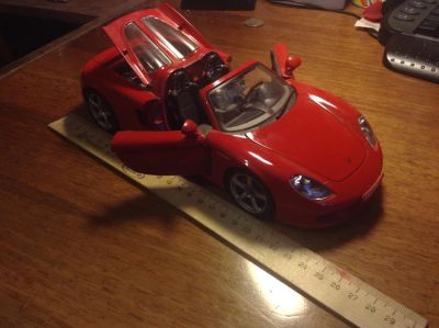 Лот: 4525963. Фото: 1. Моделька Porsche Carrera Gt. Автомоделизм