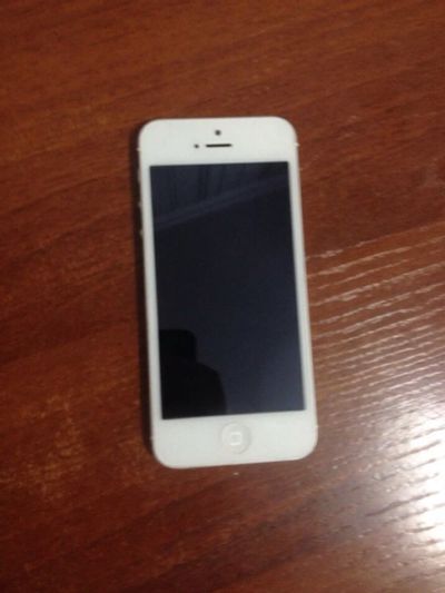 Лот: 7948612. Фото: 1. iPhone 5. Смартфоны