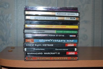 Лот: 3557375. Фото: 1. CD ДИСКИ ОДНИМ ЛОТОМ. CD, DVD, BluRay