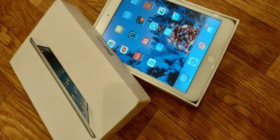 Лот: 13991236. Фото: 1. Ipad mini, заблокирован.на запчасти. Планшеты