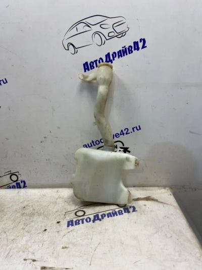 Лот: 21713258. Фото: 1. бачок стеклоомывателя Mazda Demio... Двигатель и элементы двигателя
