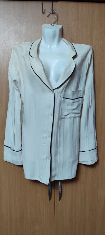 Лот: 24580686. Фото: 1. Блуза-рубашка Zara, р.44-46. Блузы, рубашки, водолазки