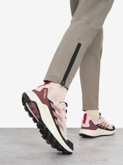 Лот: 25368540. Фото: 1. Кроссовки женские adidas Terrex... Кеды, кроссовки, слипоны