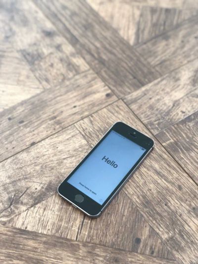Лот: 11106842. Фото: 1. Apple iPhone 5S 16 GB ( читайте... Смартфоны