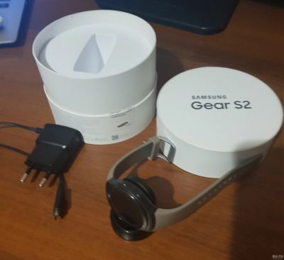 Лот: 13773797. Фото: 1. Samsung Gear S2 смарт-часы Самсунг. Смарт-часы, фитнес-браслеты, аксессуары