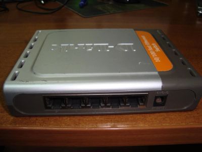 Лот: 6180888. Фото: 1. Сетевой коммутатор D-Link DES-1005D. Коммутаторы
