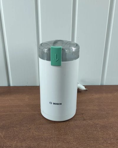 Лот: 21106881. Фото: 1. Кофемолка Bosch. Кухонная