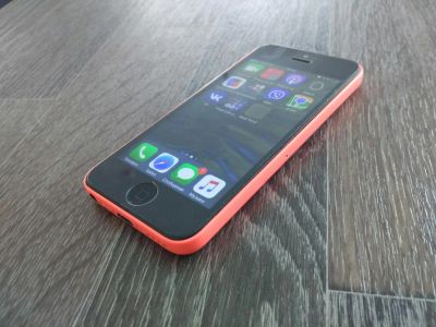 Лот: 9086314. Фото: 1. iphone 5c розовый. Смартфоны