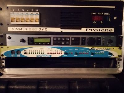 Лот: 14085778. Фото: 1. Tc Helicon VoiceWorks рэковый... Микшеры, предусилители, микрофонные эффекты