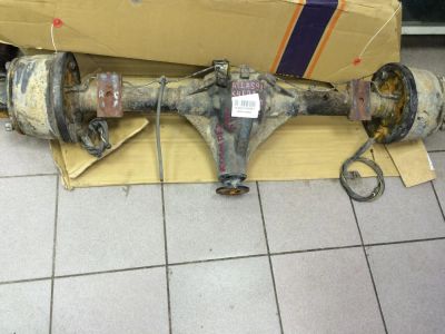 Лот: 8568918. Фото: 1. Мост задний Nissan Atlas F23. Ходовая, подвеска, рулевое управление
