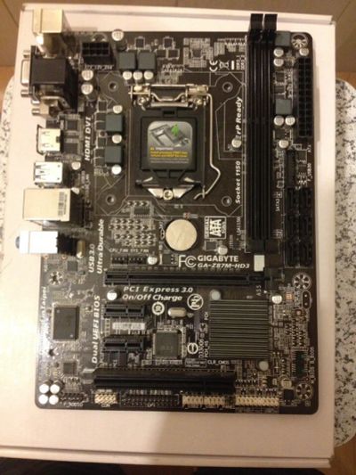 Лот: 8783570. Фото: 1. Gigabyte Z87M-HD3 (Предположительно... Материнские платы