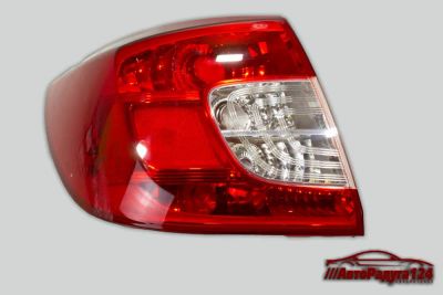 Лот: 25592992. Фото: 1. Корпус заднего фонаря Datsun ON... Оптика и освещение