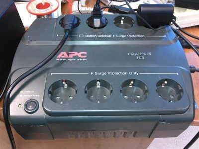 Лот: 2130547. Фото: 1. APC Back-UPS ES 700. ИБП, аккумуляторы для ИБП