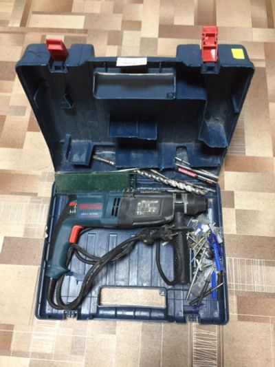 Лот: 14395770. Фото: 1. Перфоратор BOSCH GBH 2400 (М6496... Электроинструмент