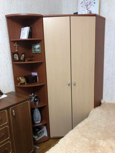 Лот: 10857432. Фото: 1. Шкаф угловой 90*90 плюс стеллаж. Шкафы, шкафы-купе