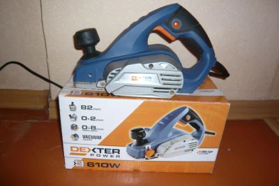 Лот: 8040467. Фото: 1. рубанок dexter 610w. Электроинструмент