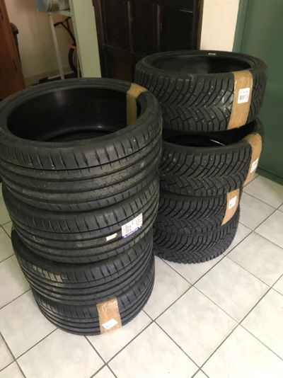 Лот: 15390600. Фото: 1. Шины Michelin Pilot Sport 4S R20... Шины