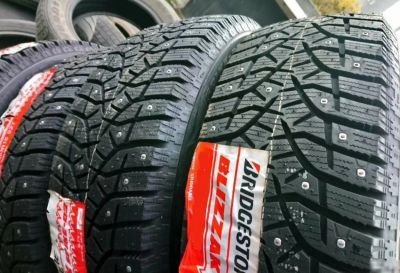 Лот: 19440237. Фото: 1. шины 235/60 R18 Bridgestone Blizzak... Шины