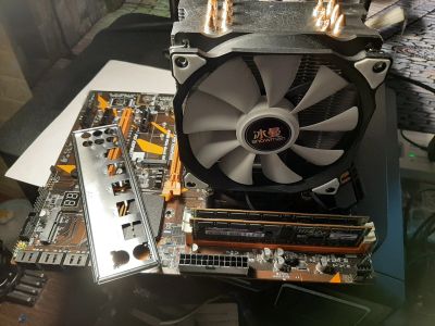 Лот: 16947538. Фото: 1. Комплект Xeon e5 2678 (2678v3... Комплекты запчастей