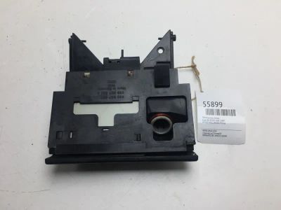 Лот: 20397865. Фото: 1. Пепельница Audi 80 1989 893857951... Салон