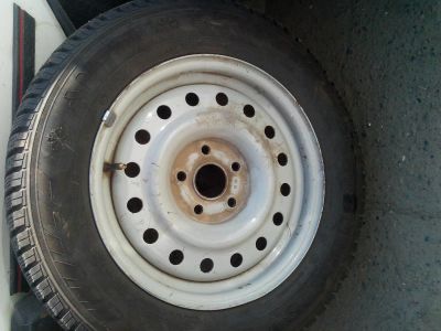 Лот: 3976706. Фото: 1. 4 колеса от волги r15. Шины на дисках