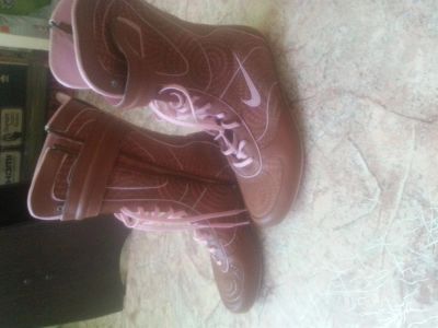 Лот: 3129909. Фото: 1. Кроссовки Nike (Нат.кожа). Кеды, кроссовки, слипоны