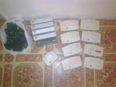 Лот: 704541. Фото: 1. Свитчи полуисправные 8 портовики... Маршрутизаторы (роутеры)