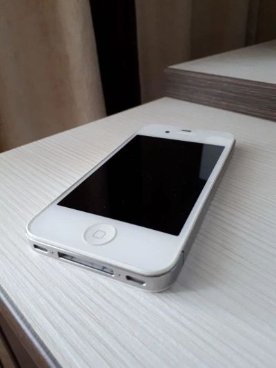 Лот: 11307722. Фото: 1. IPhone 4s (идеальное состояние... Смартфоны