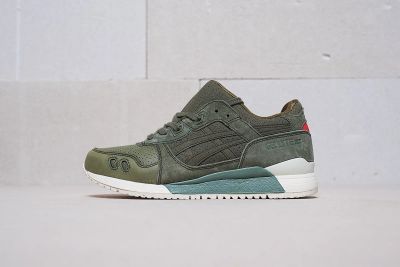 Лот: 11618455. Фото: 1. Кроссовки Asics Gel Lyte III Perforated. Кеды, кроссовки, слипоны