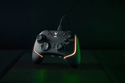 Лот: 21001225. Фото: 1. Геймпад проводной Razer Wolverine... Аксессуары для игровых приставок, консолей, геймпады