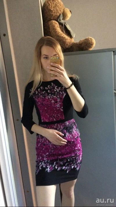 Лот: 13563423. Фото: 1. платье с принтом. Платья
