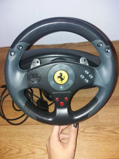 Лот: 14362055. Фото: 1. Руль и педали Thrustmaster 2-in-1. Рули, джойстики