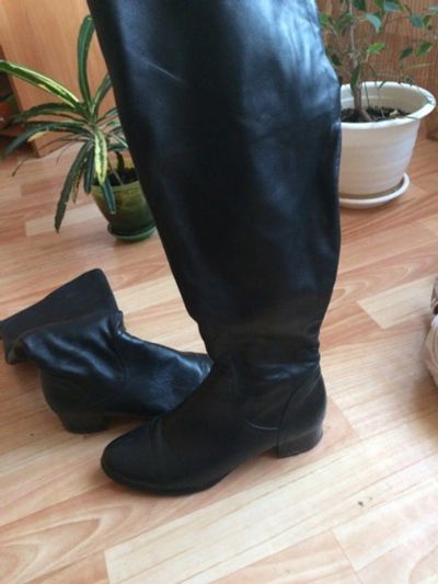 Лот: 8249348. Фото: 1. Сапоги демисезонные 38 размер. Сапоги