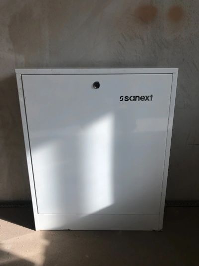 Лот: 16533278. Фото: 1. Шкаф коллекторный Sanext. Другое (сантехника, водопровод)