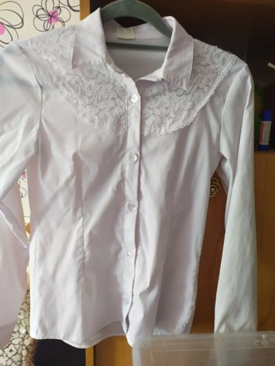 Лот: 17917516. Фото: 1. Белая блузка. Рубашки, блузки, водолазки