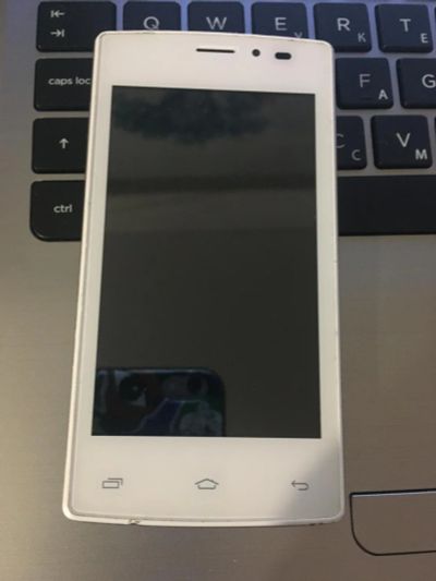 Лот: 9806569. Фото: 1. tele 2 mini white не включаеться... Смартфоны