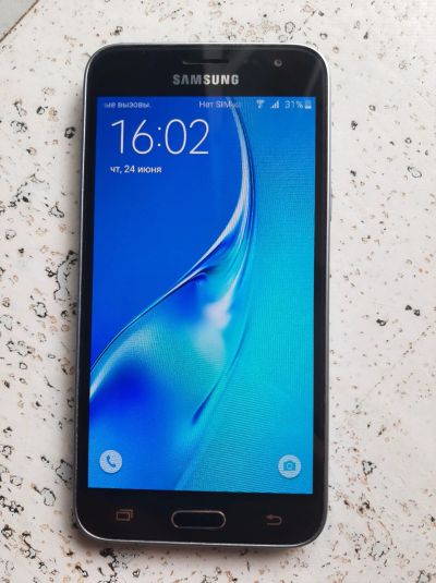 Лот: 17811501. Фото: 1. Samsung galaxy j3 (2016). Смартфоны