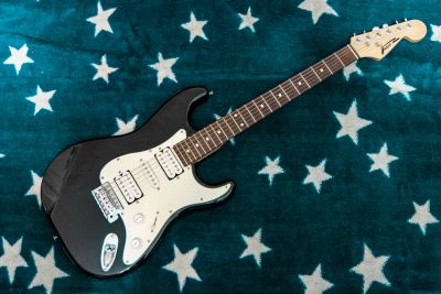 Лот: 7470325. Фото: 1. Электрогитара Stratocaster HSH. Гитары