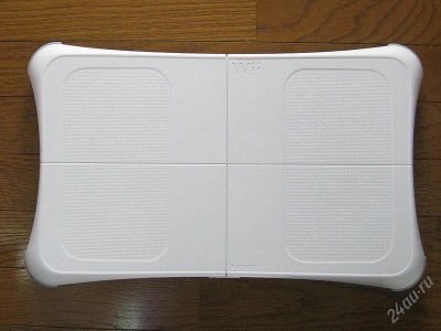 Лот: 978883. Фото: 1. Balance Board (Wii). Аксессуары для игровых приставок, консолей, геймпады