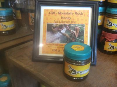 Лот: 13898354. Фото: 1. Дикий мед гигантских гималайских... Мёд, продукты пчеловодства