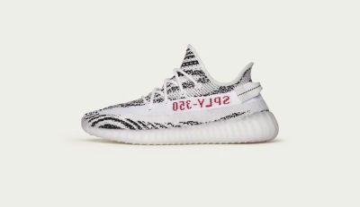 Лот: 12812258. Фото: 1. Adidas yeezy boost 350 zebra. Кеды, кроссовки, слипоны