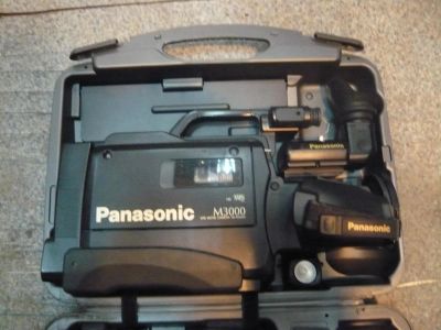Лот: 4004742. Фото: 1. Видеокамера Panasonic 3000 нерабочая. Видеокамеры
