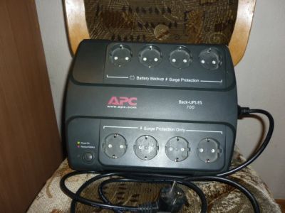 Лот: 8650040. Фото: 1. Бесперебойник APC Bask-UPS ES... ИБП, аккумуляторы для ИБП